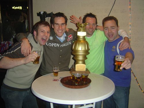 HoltensNieuws.nl Suffendo wint nacht van Huus Suffendo wint nacht van Huus fienpreuvers carnaval