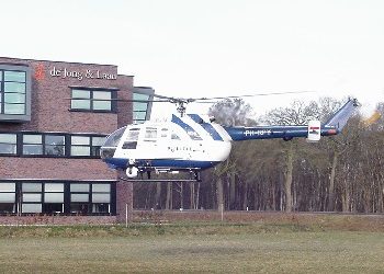 Helikopter ingezet bij inhaalcontrole politie aanrijding 