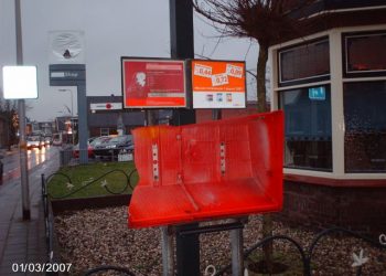 Vier personen aangehouden na vechtpartij politie 