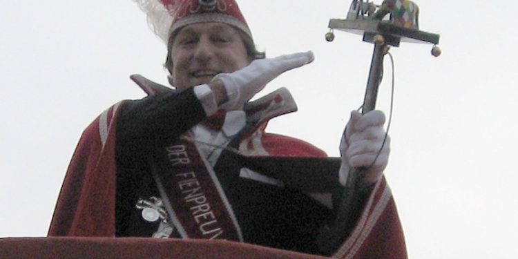 De 11e van de 11e avond fienpreuvers dijkerhoek carnaval bonte paard 