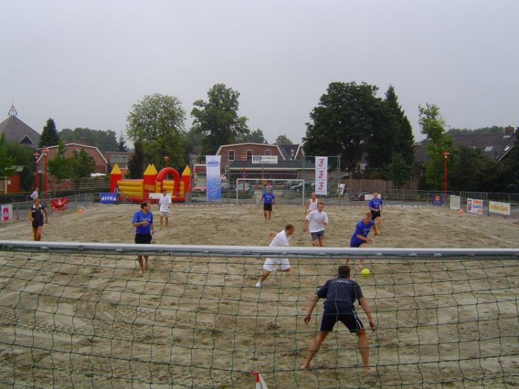 Beachvoetbal blauwwit 