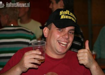 Onderzoek toont sterke basis voor fusie V.V. Holten - Blauw Wit '66 voetbal blauwwit 