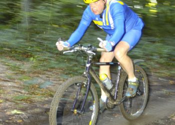 Snoeihout voor Paasvuren paasvuur espelo dijkerhoek beuseberg 