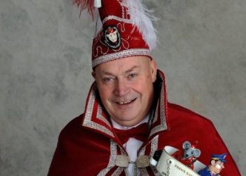 Dorpsplanplus Dijkerhoek gereed kulturhus gemeente dijkerhoek bonte paard 