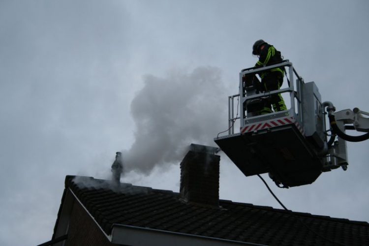 Brand bij fam. Brand brandweer 