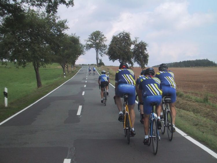 Wielervereniging Holten start nieuwe fietsgroep wielervereniging 