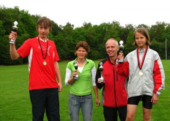 Eerste seizoenswedstrijd Atletiek atletiekvereniging 