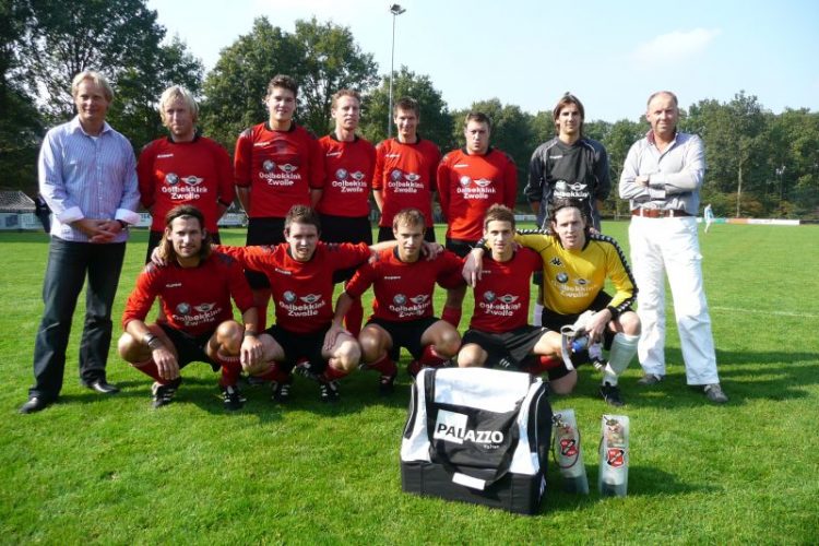 Palazzo sponsort tassen 1e Elftal VV Holten vvholten 