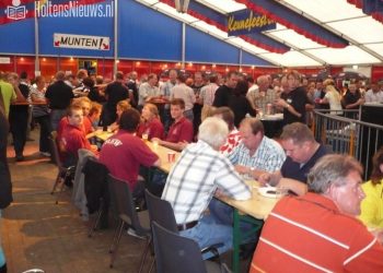 Lintjesregen 2025 gemeente dijkerhoeksfeest dijkerhoek bonte paard 