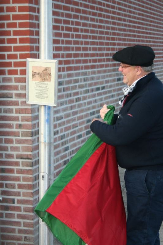 Sikkenstraat in ere hersteld 