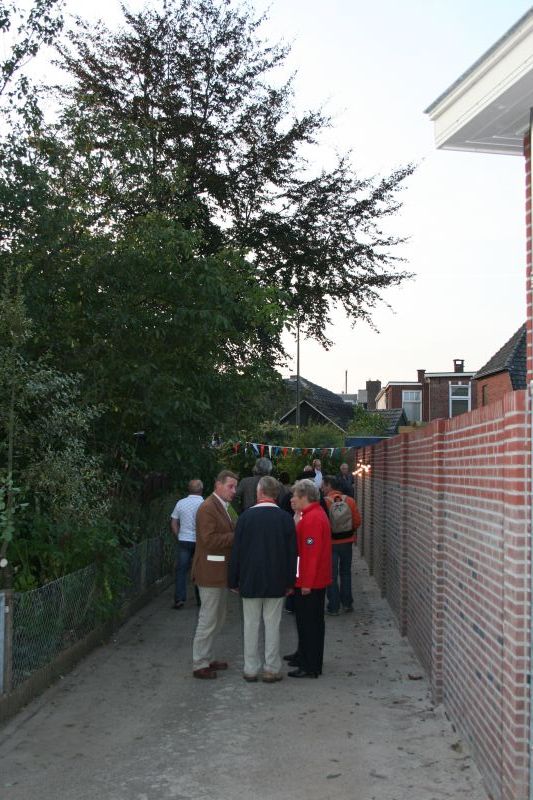 Sikkenstraat in ere hersteld 