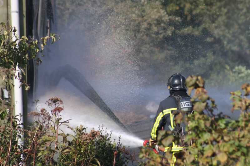 Grote brand aan Sangeldijk brandweer 