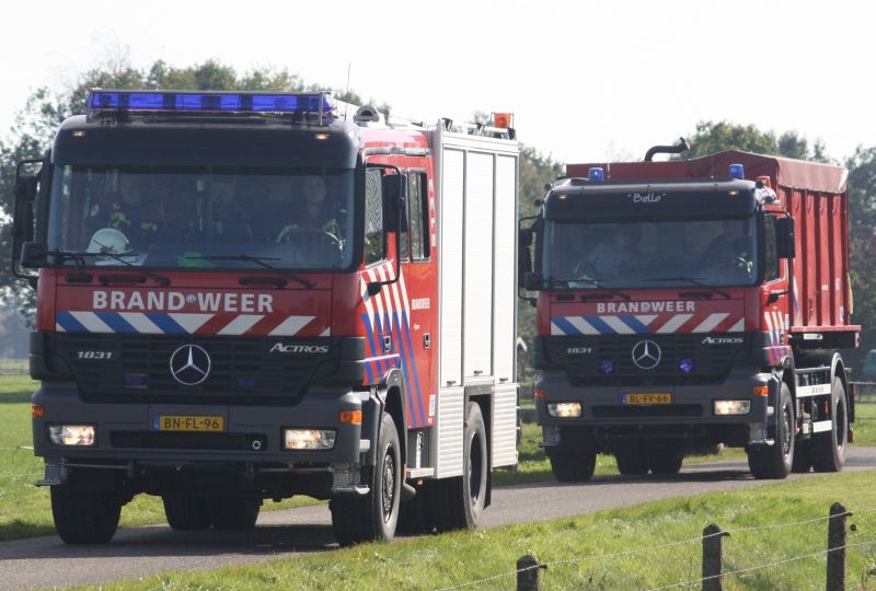 Grote brand aan Sangeldijk brandweer 