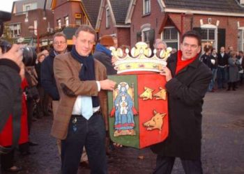 Gemeente verkoopt kunst oudheidkamer gemeente 