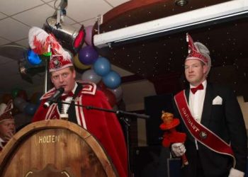 Fienpreuvers winnen schlagerfestival fienpreuvers carnaval 