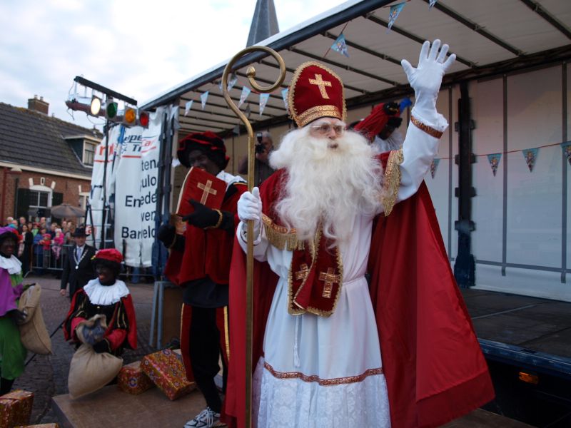 Sint eindelijk in Holten kulturhus gemeente 