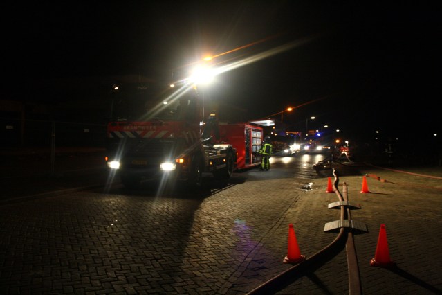 Grote brand in voormalige machinefabriek Nido politie brandweer 