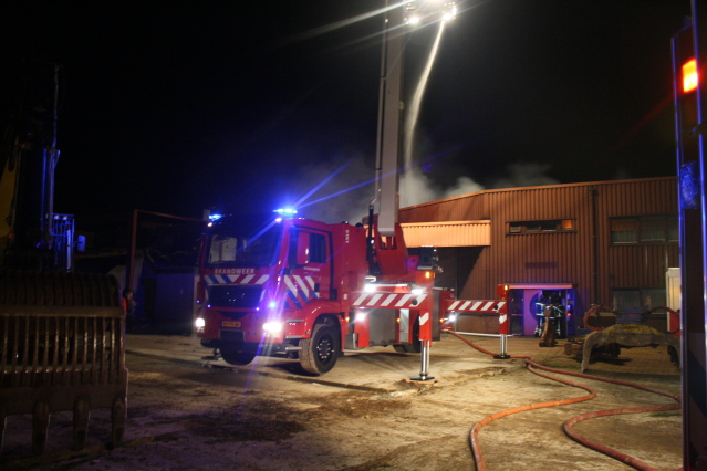 Grote brand in voormalige machinefabriek Nido politie brandweer 