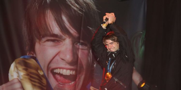 Mark Tuitert Keunedarper van het jaar 2010 keunedarper fienpreuvers dijkerhoek carnaval 