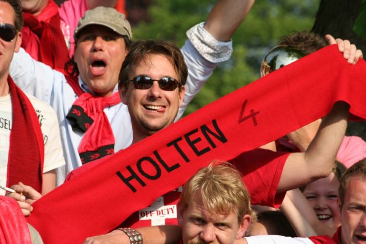 Holten 4 promoveert toontje bie toontje 