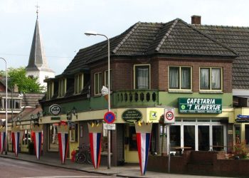 Rotonde Larenseweg De Liezen geopend 