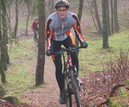 MTB'ers moeten van wandelpaden af politie 