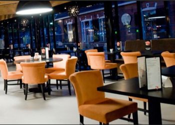 Bilbliotheek ruimt oud op en opent nieuw tastoe bibliotheek 