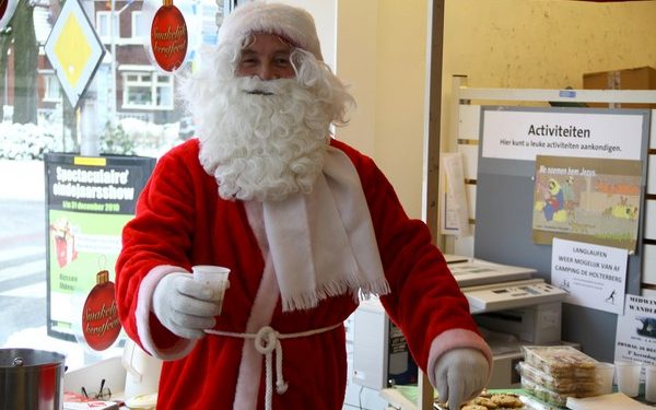 HoltensNieuws.nl Kerstman bij C1000 Kerstman bij C1000