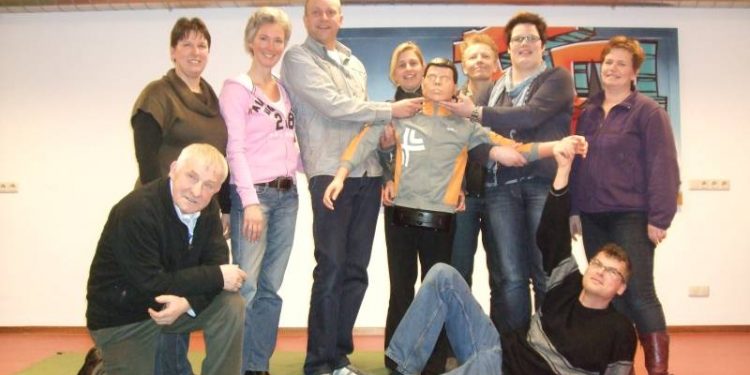 Holten zes gediplomeerden rijker! 
