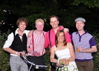 Concert op de deel dijkerhoek bonte paard 