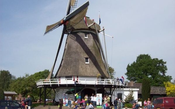 Smullend het zomerseizoen in bij molen de Hegeman oudheidkamer dijkerhoek 