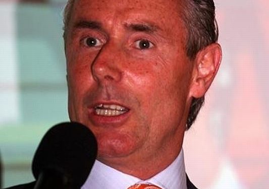 HoltensNieuws.nl Theo de Rooy naar schaatsbond Theo de Rooy naar schaatsbond