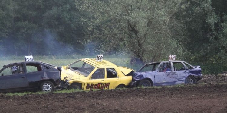 HoltensNieuws.nl 1e Erwincross weer een enorm succes 1e Erwincross weer een enorm succes muller