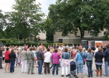 Het is weer grote vakantie Keunefeesten haarschool 
