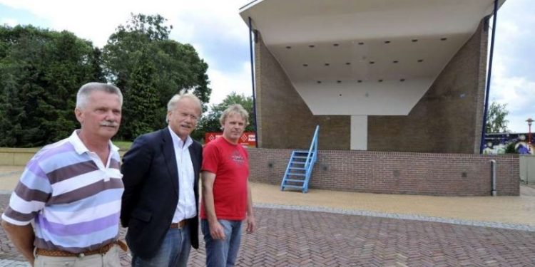 HoltensNieuws.nl ‘Muziekkoepel hoort gewoon in Holten’ ‘Muziekkoepel hoort gewoon in Holten’ smidsbelt gemeente