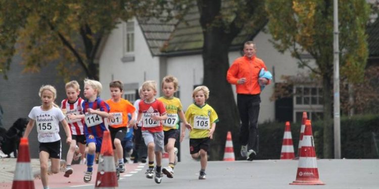 Lekker druk TIB-DRW Diepe Hel Holterberg Loop atletiekvereniging 