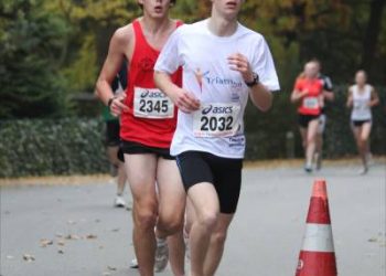 Lekker druk TIB-DRW Diepe Hel Holterberg Loop atletiekvereniging 