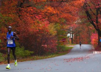 Lekker druk TIB-DRW Diepe Hel Holterberg Loop atletiekvereniging 