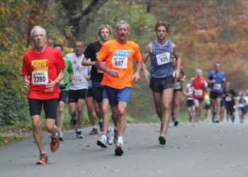 Lekker druk TIB-DRW Diepe Hel Holterberg Loop atletiekvereniging 