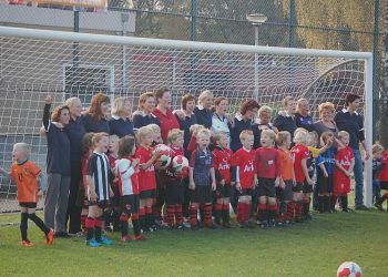 Inloopgroep VV Holten timmert aan de weg. vvholten 