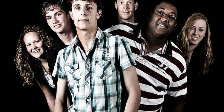 HoltensNieuws.nl Kerstrock in de Wippert Kerstrock in de Wippert espelo dijkerhoek beuseberg