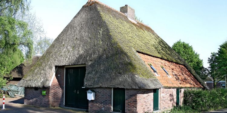 HoltensNieuws.nl Bewoners Erve Deijk dubbel gedupeerd Bewoners Erve Deijk dubbel gedupeerd politie inbraak