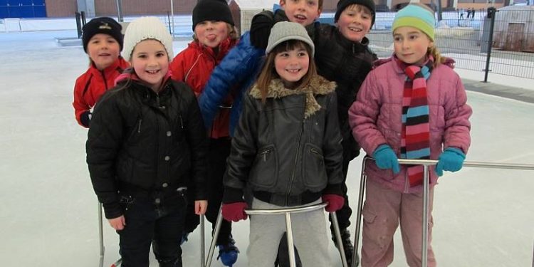 obs de Haarschool op de schaatsen haarschool 