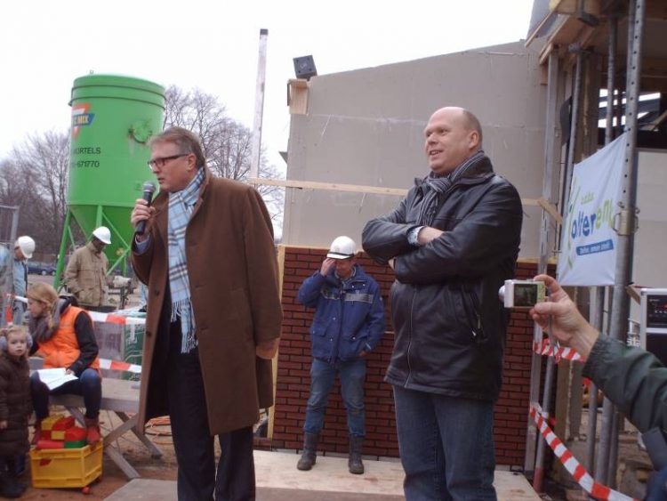 Eerste steen nieuwe Holterenkschool holterenkschool 