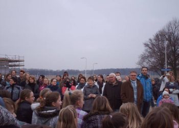 Eerste steen nieuwe Holterenkschool holterenkschool 