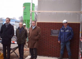 Eerste steen nieuwe Holterenkschool holterenkschool 