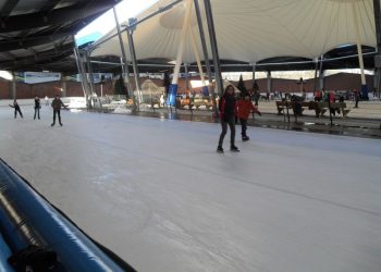 obs de Haarschool op de schaatsen haarschool 