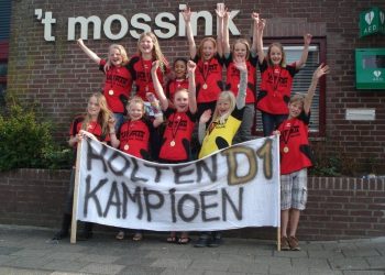 Eerste uitzege Holten F5 vvholten 