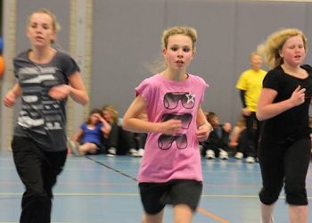 Eerste uitzege Holten F5 vvholten 