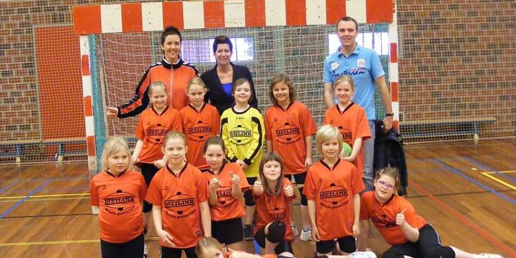 D2 Handbalteam Holten Kampioen dijkerhoek 